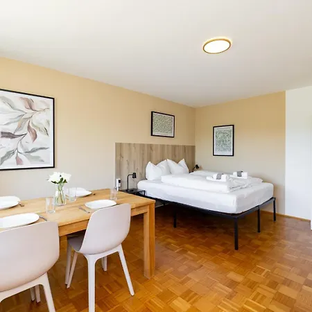 Hideaway, Ruhige Mit Balkon *