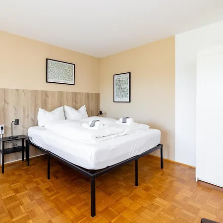 Hideaway, Ruhige Mit Balkon Apartment *