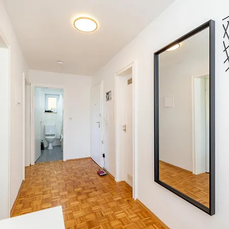 Hideaway, Ruhige Mit Balkon Apartman *