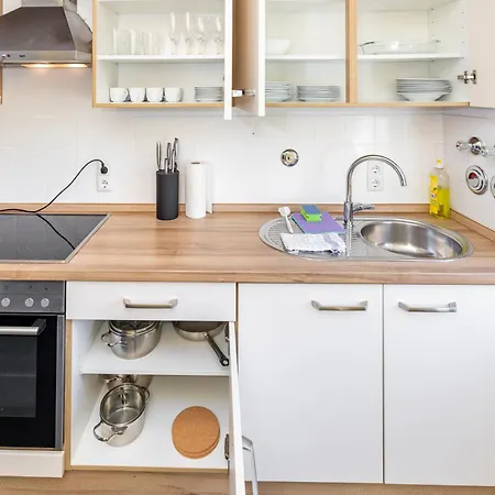 Lägenhet Hideaway, Ruhige Mit Balkon *