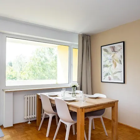 Hideaway, Ruhige Mit Balkon