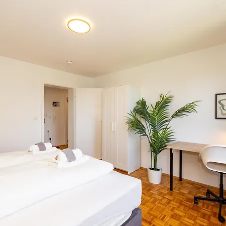 Lägenhet Hideaway, Ruhige Mit Balkon