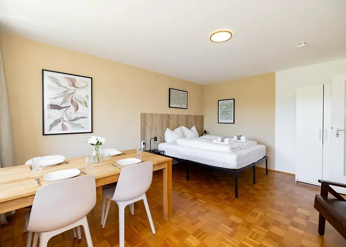Hideaway, Ruhige Mit Balkon *