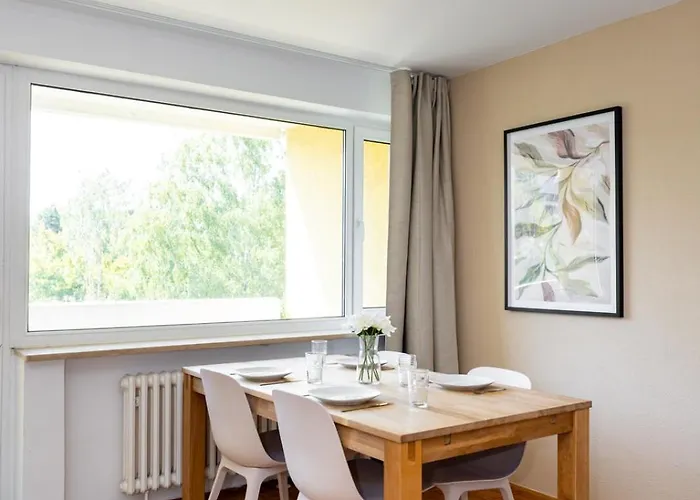Hideaway, Ruhige Mit Balkon
