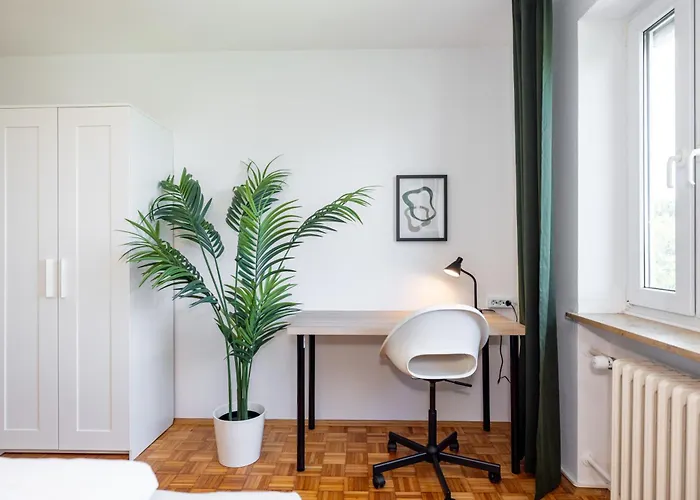 Apartment Hideaway, Ruhige Mit Balkon